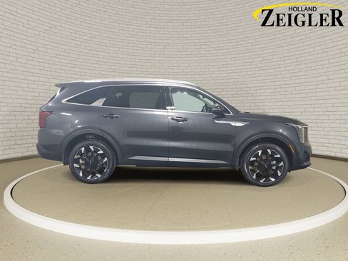 New 2026 Kia Sorento EX image 4
