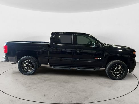 Used 2016 Chevrolet Silverado 1500 LTZ Z71 w/ LTZ Plus Package AWD/4WD image 7
