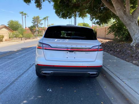 Used 2019 Lincoln Nautilus Reserve FWD image 68