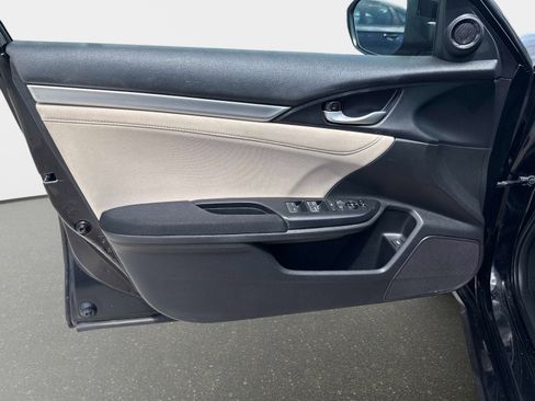 Used 2017 Honda Civic EX image 15