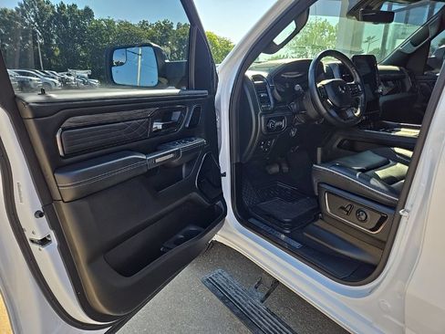 Used 2025 RAM 1500 Limited AWD/4WD image 49
