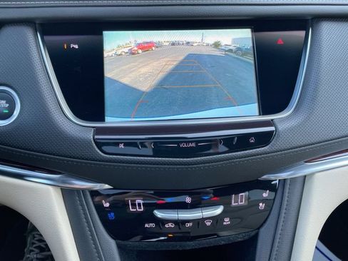 Certified 2018 Cadillac XT5 Premium Luxury FWD image 25
