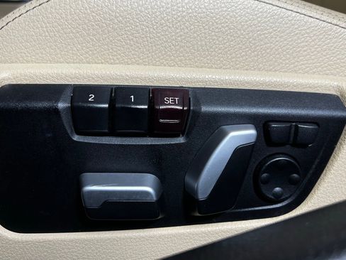 Used 2019 BMW 430i Convertible w/ M Sport Package image 17