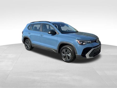 New 2026 Volkswagen Taos S FWD image 7