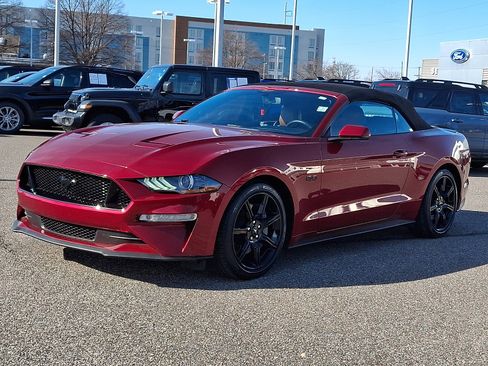 Certified 2019 Ford Mustang GT Premium w/ Black Accent Package image 5