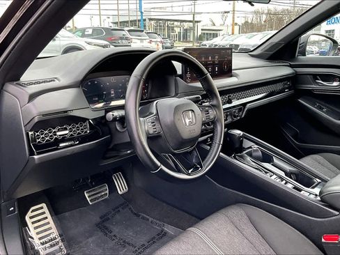 Used 2023 Honda Accord Sport image 16