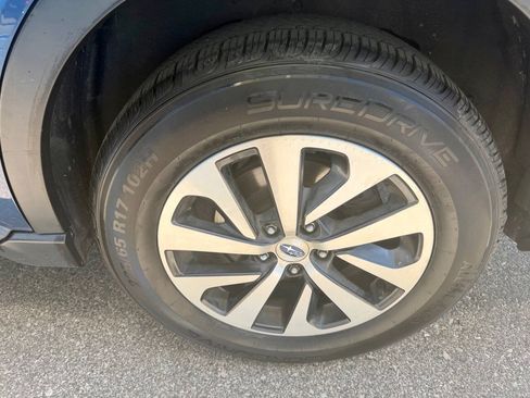 Used 2022 Subaru Outback Premium AWD/4WD image 16