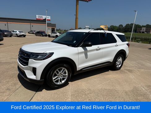 Certified 2025 Ford Explorer Active w/ Active Comfort Package RWD image 1