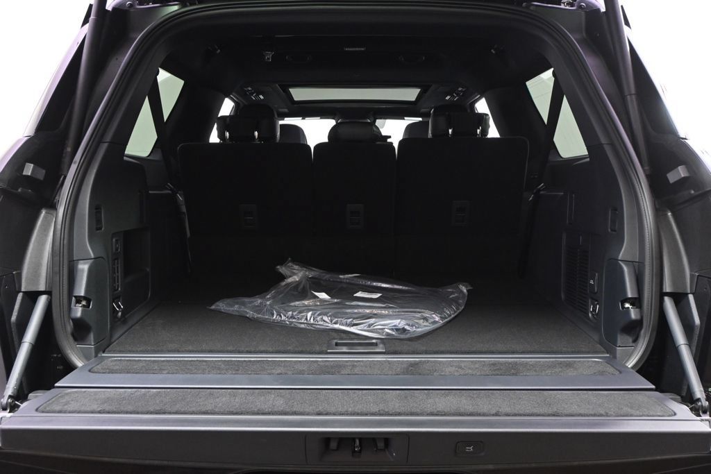 New 2027 Lincoln Navigator L Reserve w/ Jet Appearance Package AWD/4WD image 20
