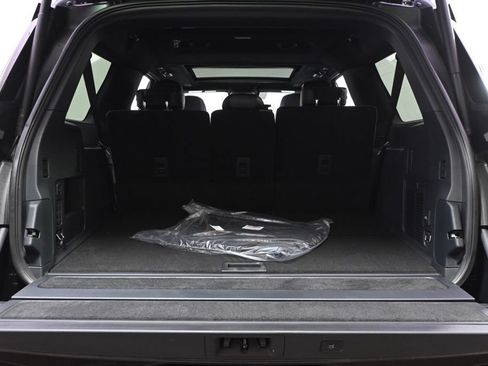 New 2027 Lincoln Navigator L Reserve w/ Jet Appearance Package AWD/4WD image 20