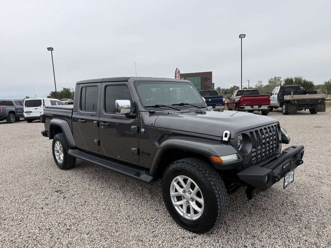 Used 2023 Jeep Gladiator Sport AWD/4WD image 1