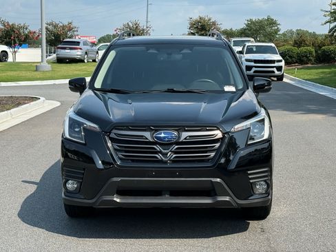 Used 2022 Subaru Forester Limited w/ Popular Package #2 AWD/4WD image 8