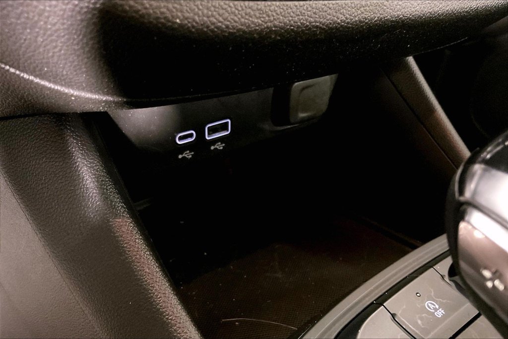 Used 2024 Buick Envista Preferred w/ Convenience I Package FWD image 29