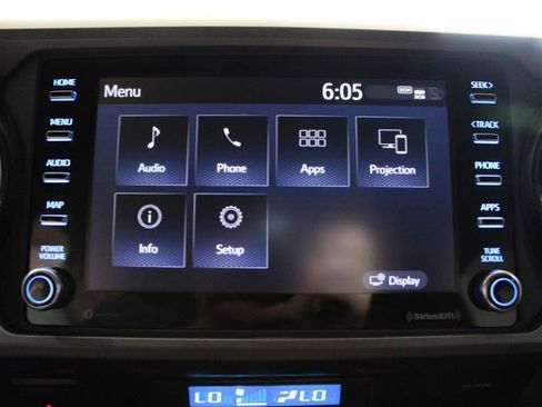 Used 2021 Toyota Tacoma TRD Off-Road w/ Technology Package AWD/4WD image 20