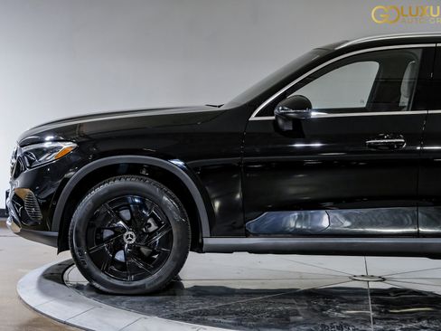 Used 2024 Mercedes-Benz GLC 300 4MATIC image 14