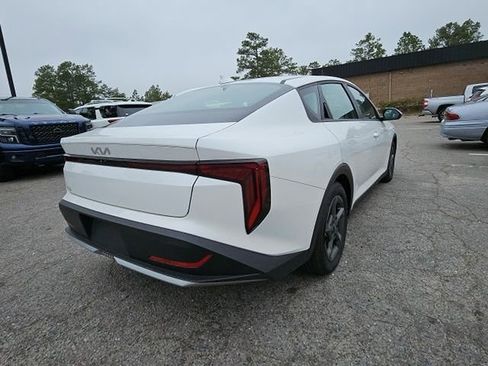 Certified 2025 Kia K4 LXS image 11