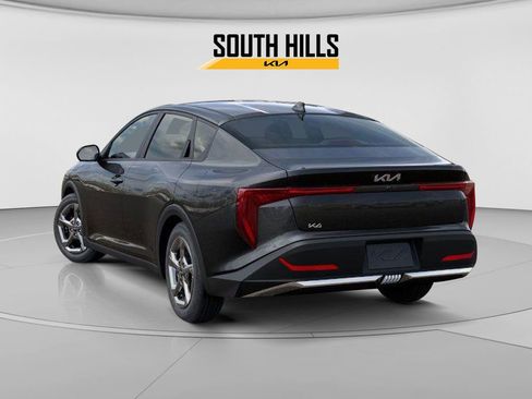 New 2026 Kia K4 LXS FWD image 4