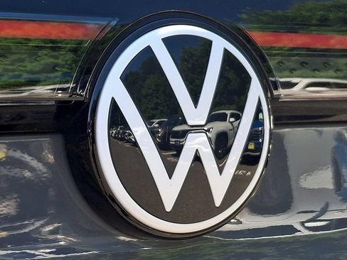 Certified 2023 Volkswagen ID.4 Pro RWD image 28