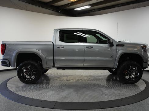 New 2026 GMC Sierra 1500 AT4 w/ AT4 Premium Package AWD/4WD image 12