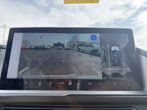 Used 2025 Ford Bronco Sport Badlands image 30