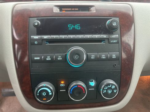 Used 2007 Chevrolet Impala LS FWD image 13