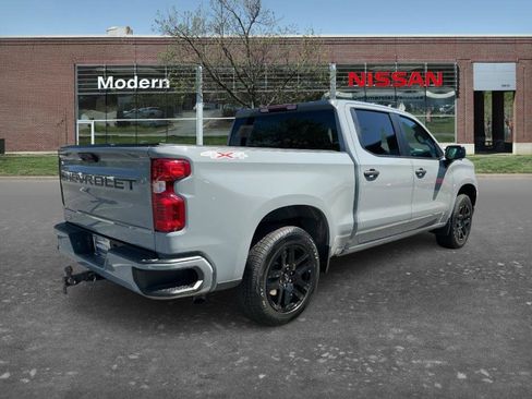 Used 2024 Chevrolet Silverado 1500 Custom AWD/4WD image 4