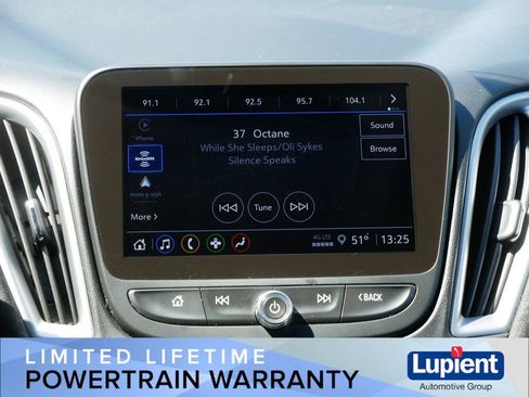 Used 2024 Chevrolet Malibu LT FWD image 19