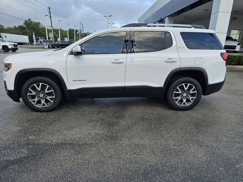 Used 2020 GMC Acadia SLE w/ Driver Convenience Package image 2
