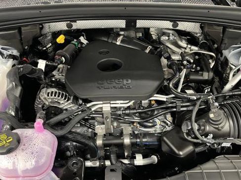 New 2026 Jeep Grand Cherokee Limited image 28