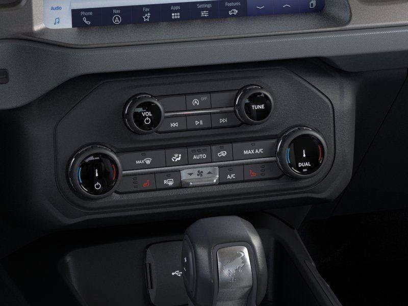 Used 2025 Ford Bronco Big Bend AWD/4WD image 16