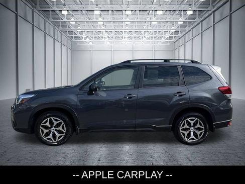 Used 2020 Subaru Forester Premium AWD/4WD image 3
