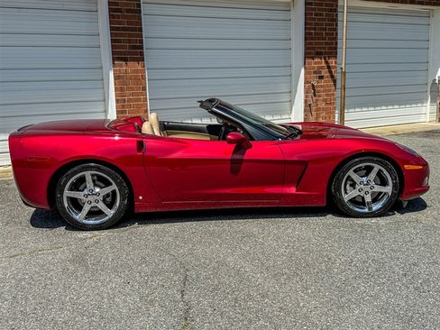 Used 2008 Chevrolet Corvette Convertible w/ Preferred Equipment Group RWD image 42