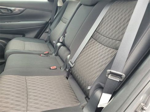 Used 2020 Nissan Rogue S image 15