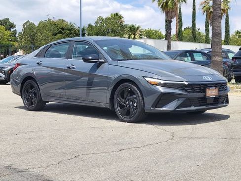 New 2026 Hyundai Elantra SEL Sport FWD image 34