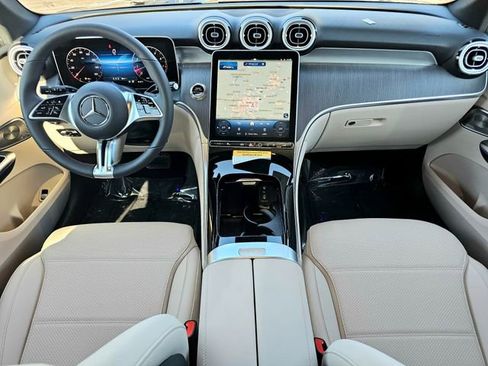 New 2026 Mercedes-Benz GLC 300 4MATIC image 25