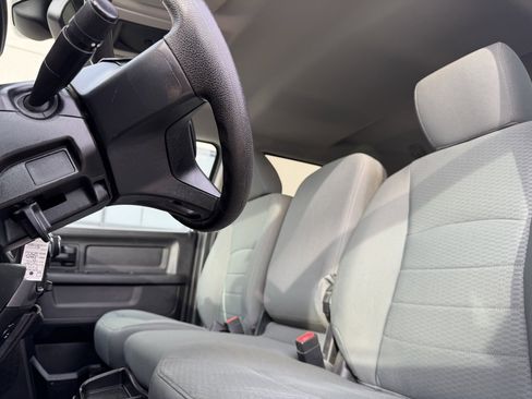 Used 2015 RAM 2500 Tradesman w/ Chrome Appearance Group image 7