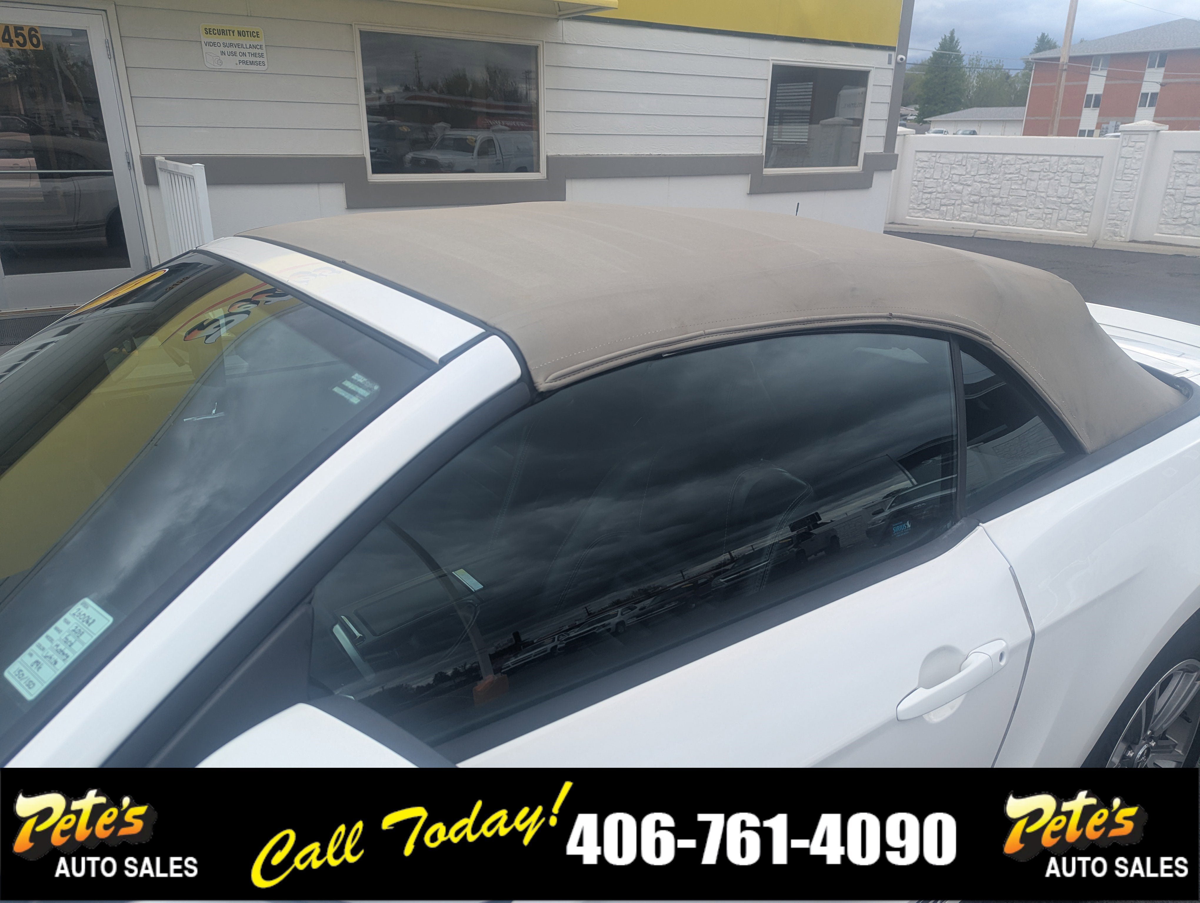 Used 2013 Ford Mustang Premium RWD image 9