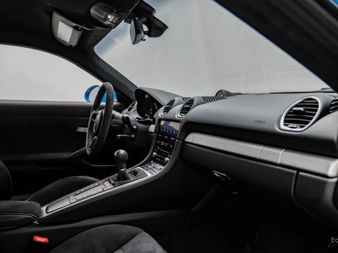 Used 2020 Porsche 718 Cayman GT4 image 51