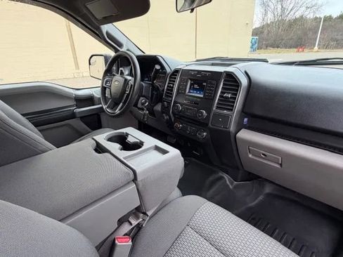 Used 2017 Ford F150 XLT w/ XTR Package image 16