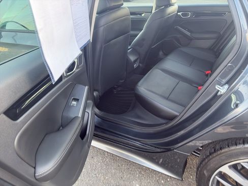 Used 2023 Honda Civic Touring image 12