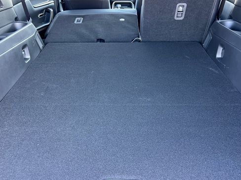 New 2025 MAZDA CX-70 Plug-In Hybrid w/ Premium Plus image 17