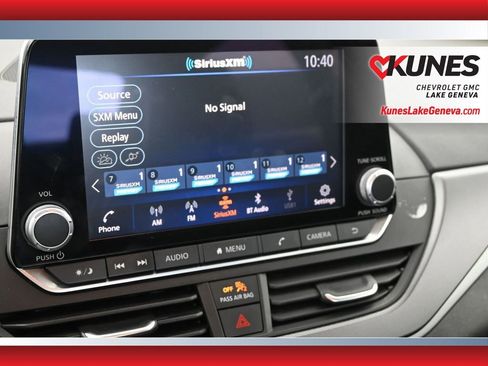 Used 2024 Nissan Altima 2.5 SR image 23