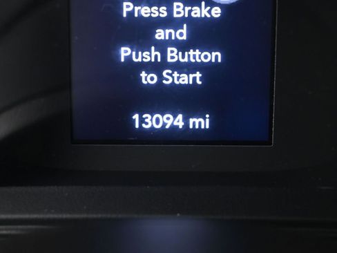 Used 2025 Jeep Wrangler Sport image 27