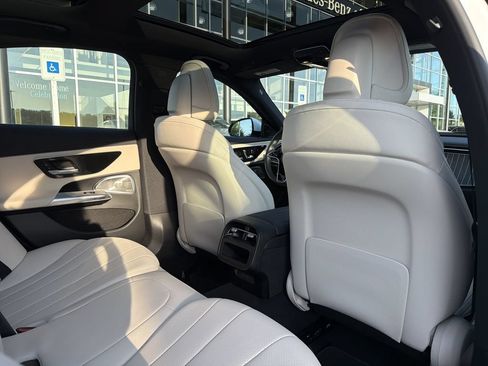 Certified 2024 Mercedes-Benz E 350 4MATIC Sedan image 17
