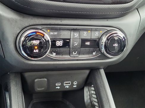 Used 2023 Chevrolet TrailBlazer LT w/ Convenience Package image 19