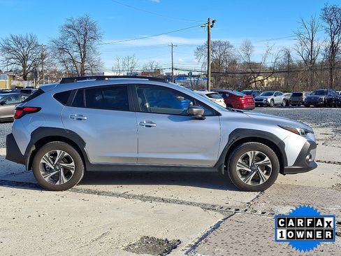 Used 2024 Subaru Crosstrek 2.0i Premium image 10