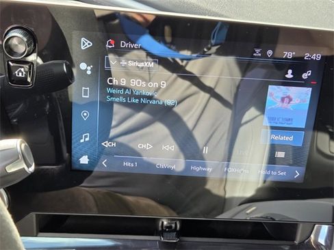 Used 2024 Chevrolet Corvette Stingray Preferred Cpe w/ Z51 Performance Package image 27