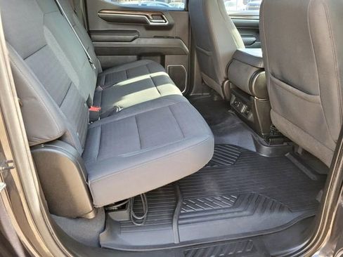 Used 2023 Chevrolet Silverado 1500 RST image 11