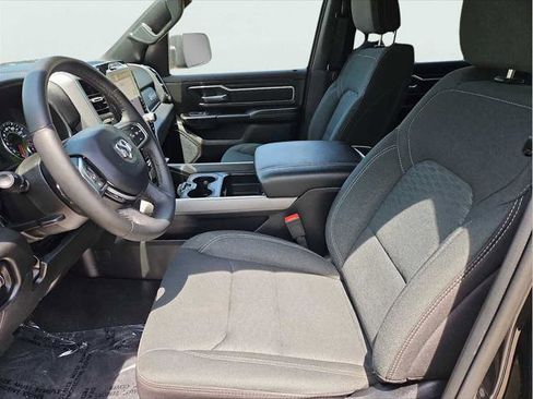 Used 2025 RAM 1500 Big Horn AWD/4WD image 16