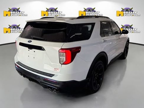 Used 2023 Ford Explorer ST w/ Technology Package AWD/4WD image 4